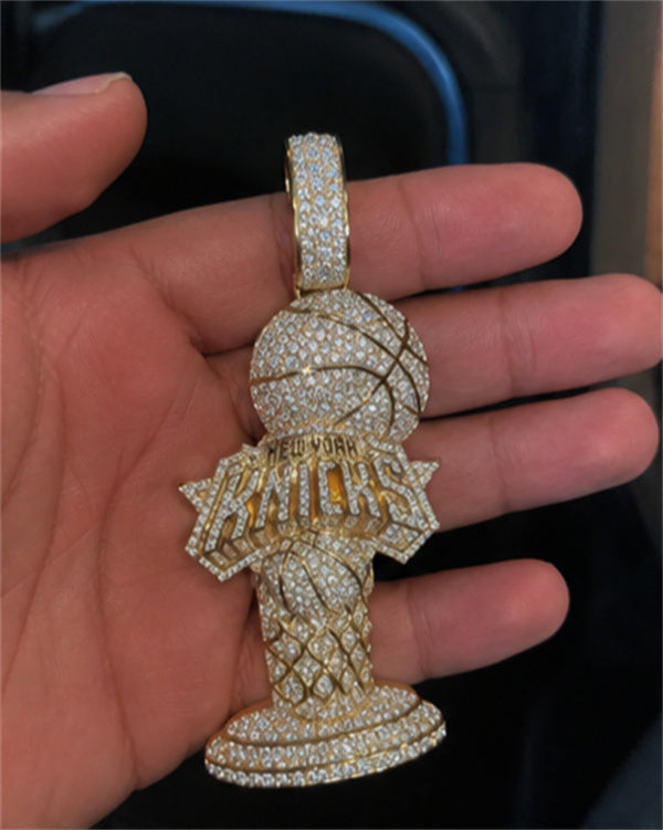 Handmade New York Knicks Championship Trophy Pendant💋